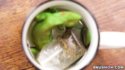 Socando gostoso na cavaluda morena